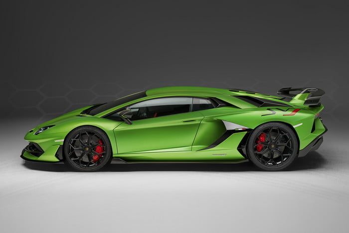 lamborghini aventador svj 2019 7 700x467 c