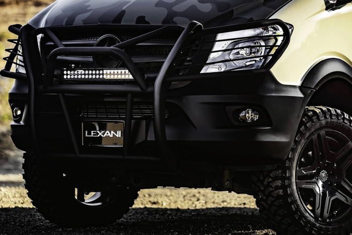 lexani lm extv mercedes benz sprinter 59df7585 2018 6 700x467 c