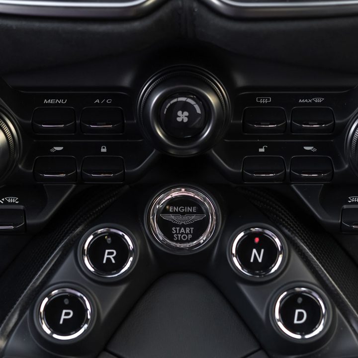 nuevo aston martin vantage 2019 v8 amv 8 portugal 14