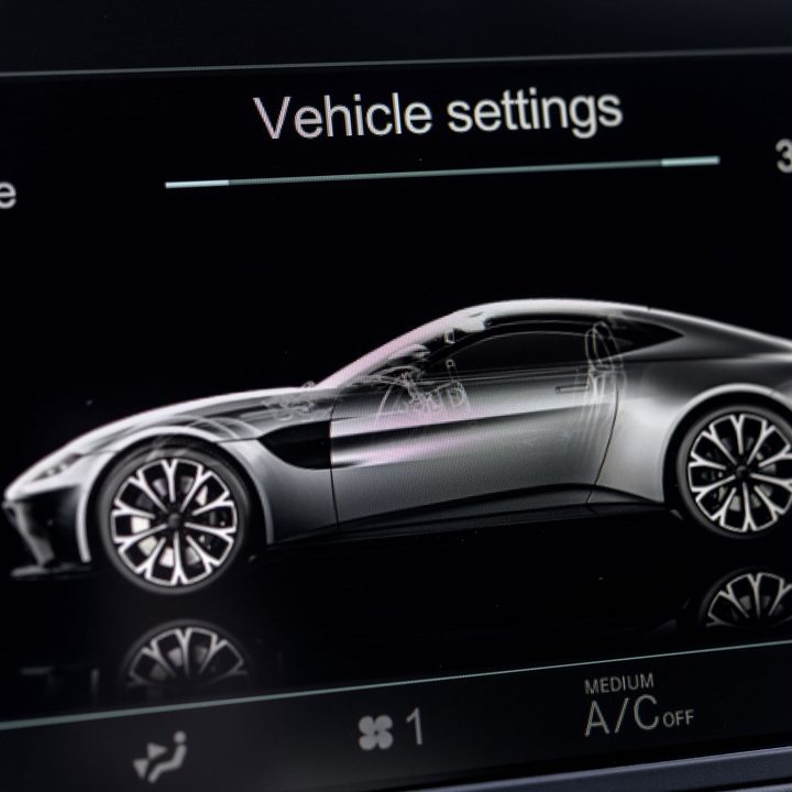 nuevo aston martin vantage 2019 v8 amv 8 portugal 17