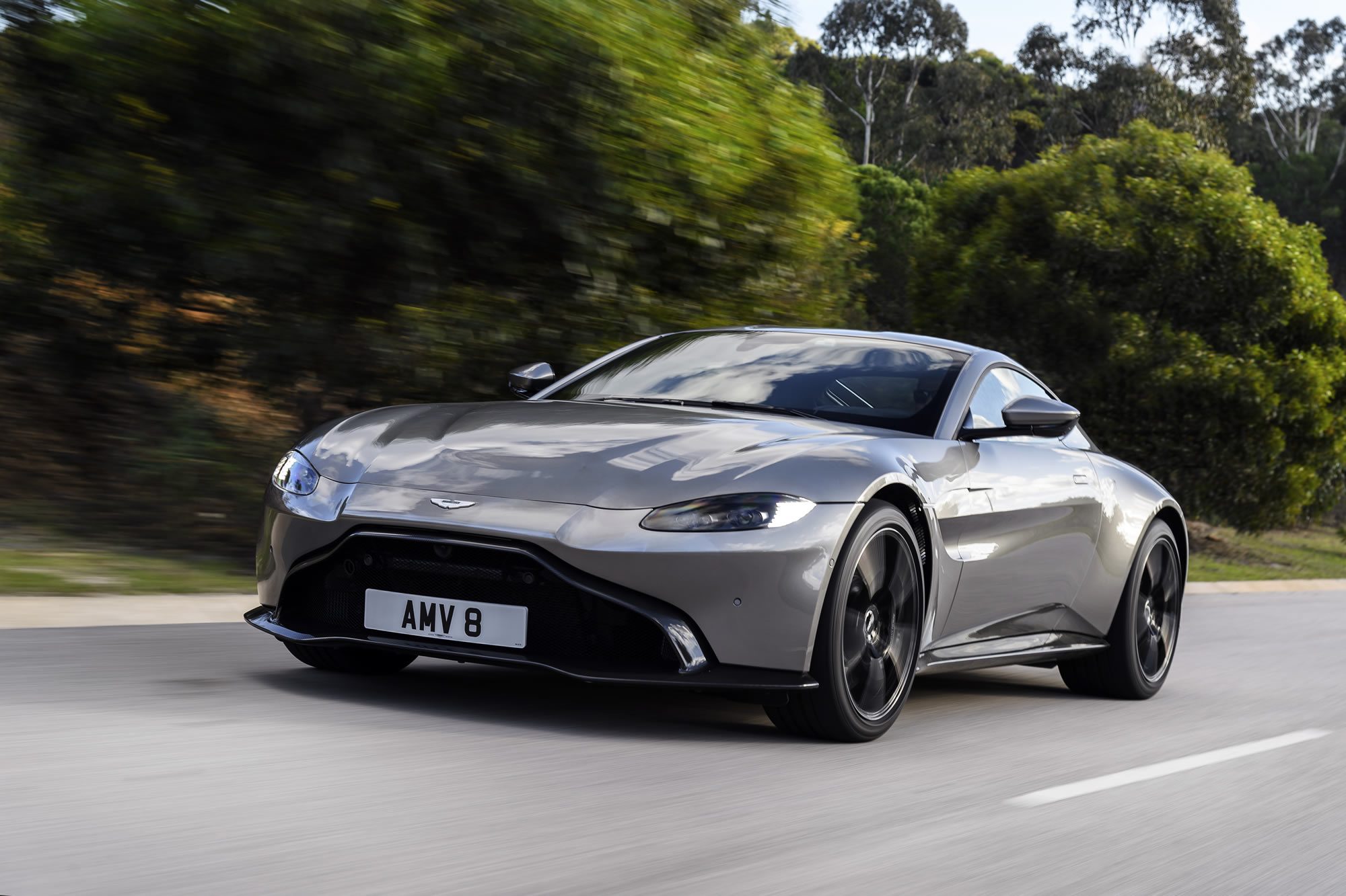 nuevo aston martin vantage 2019 v8 amv 8  portugal 7
