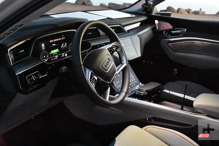 e tron suv electrica audi electric steering wheel 720x720