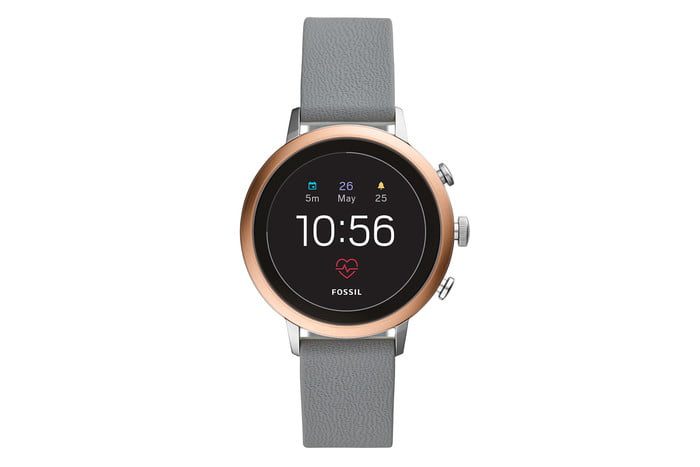 fossil q explorist hr venture grey 2 700x467 c