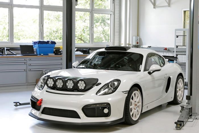 porsche cayman wrc mundial rally car 1 700x467 c