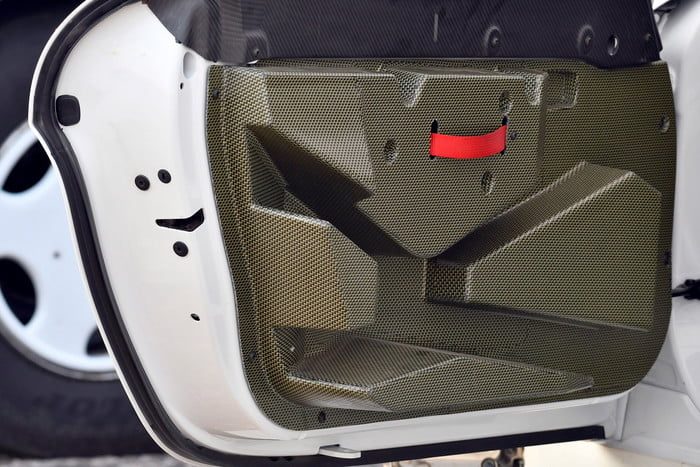 porsche cayman wrc mundial rally car 8 700x467 c