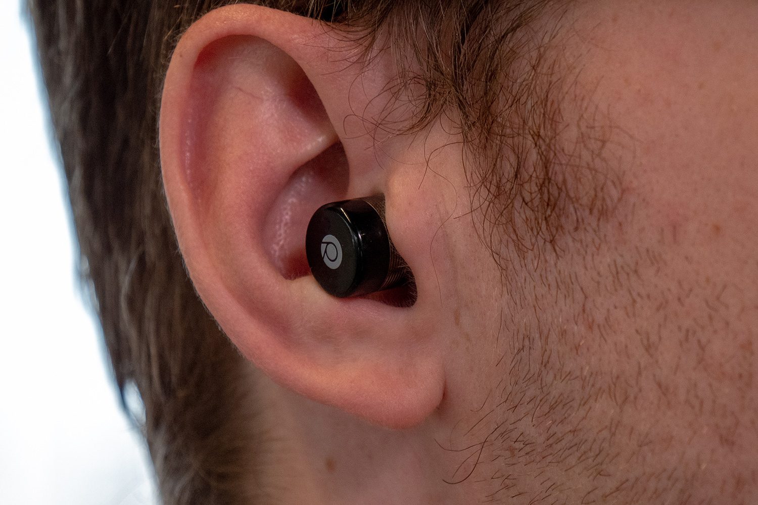 audifonos inalambricos rowkin big charge touch ear