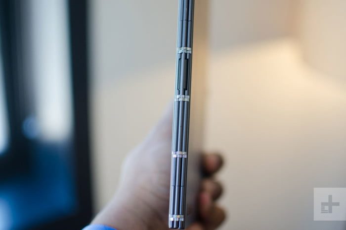 nuevas computadoras lenovo ifa 2018 yoga book c930 7 2 700x467 c