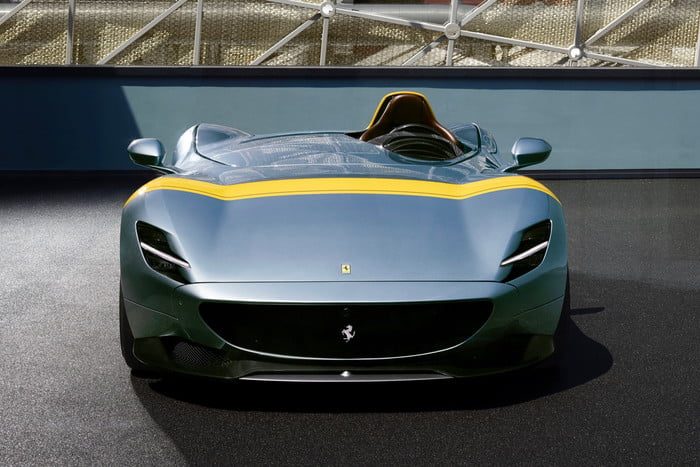 ferrari serie icona monza sp1 sp2 04 700x467 c
