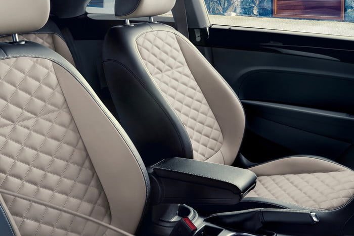 volkswagen beetle final edition 2019 large 8699 2 700x467 c