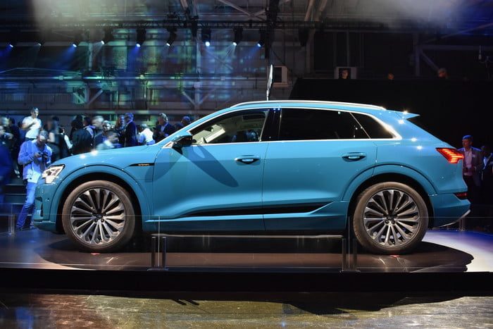 audi e tron 2019 especificaciones etron 218 700x467 c
