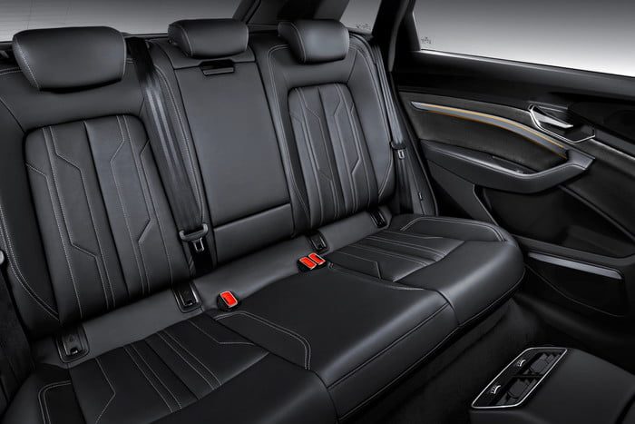 audi e tron 2019 especificaciones etron 0400015 ab 30 700x467 c