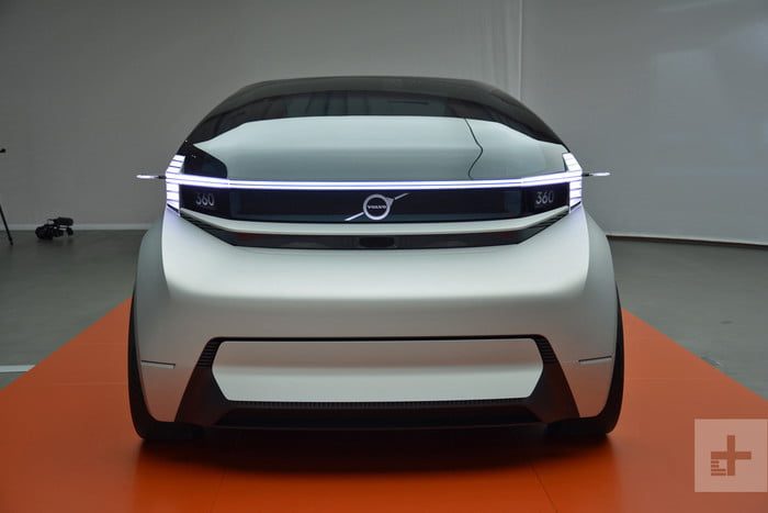 volvo 360c trasbordador conceptual autonomo rg concept car 3 700x467 c