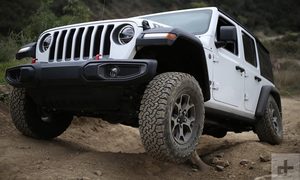 fca fiat chrysler jeep wrangler retiro 2018 wranger rubicon unlimited front angle action 800x534 c
