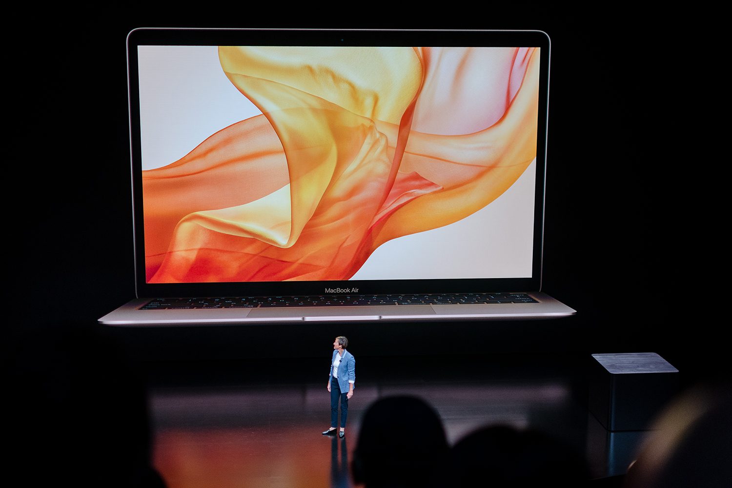 apple presenta macbookair 2018 macbook air retina event 2