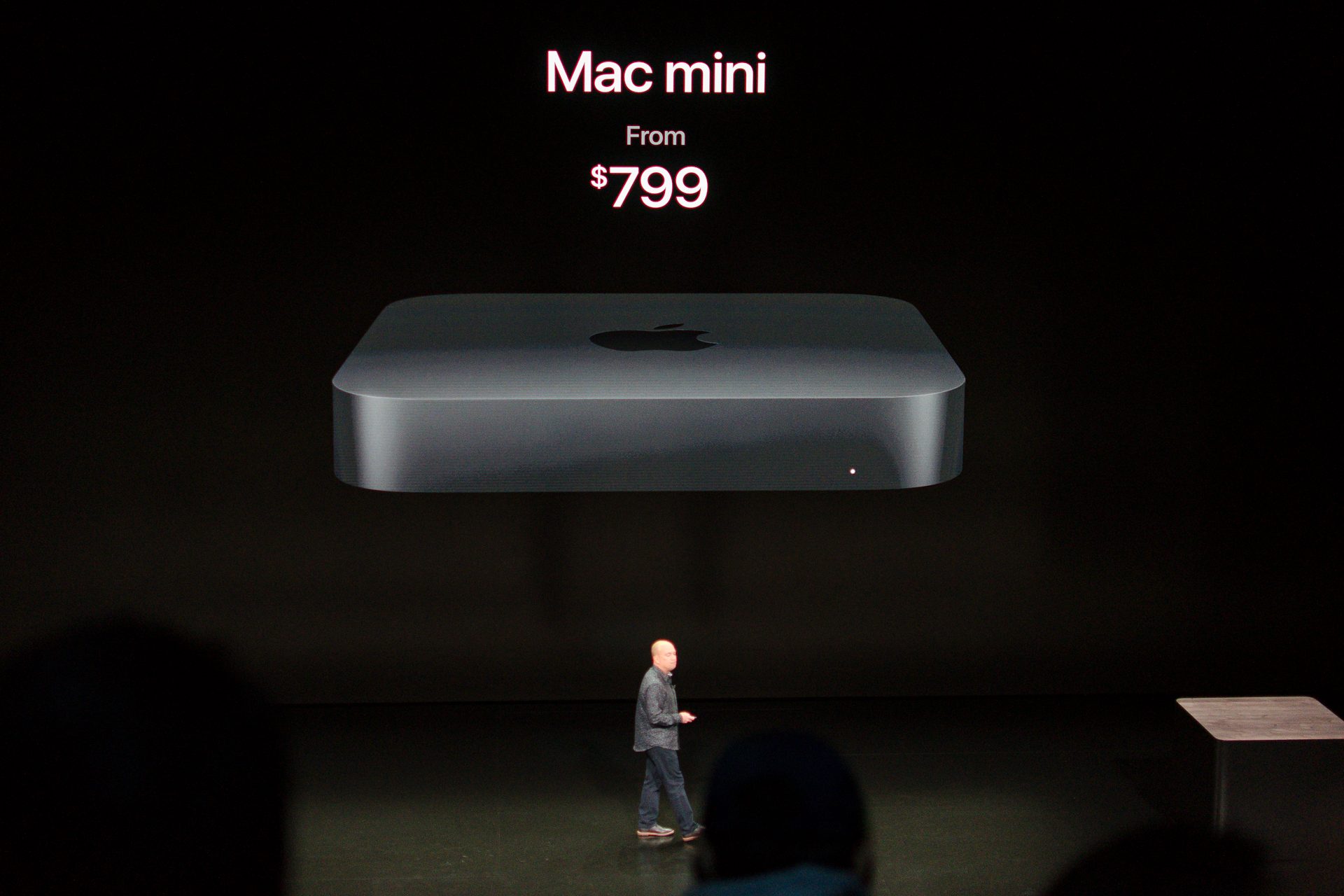 mac mini 2018 apple october event 06