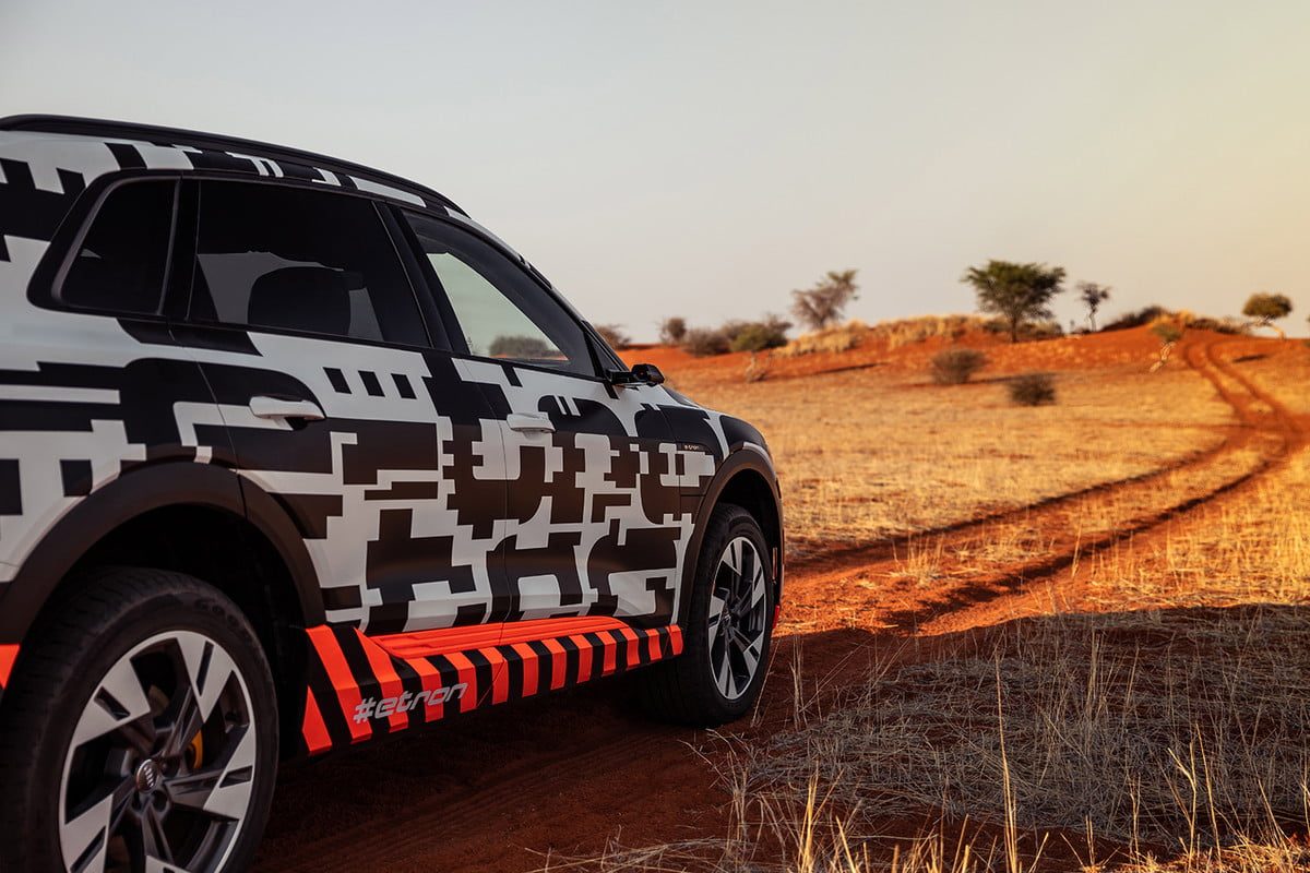 audi e tron electrico off road namibia etron extreme power play right angle 1200x800 c