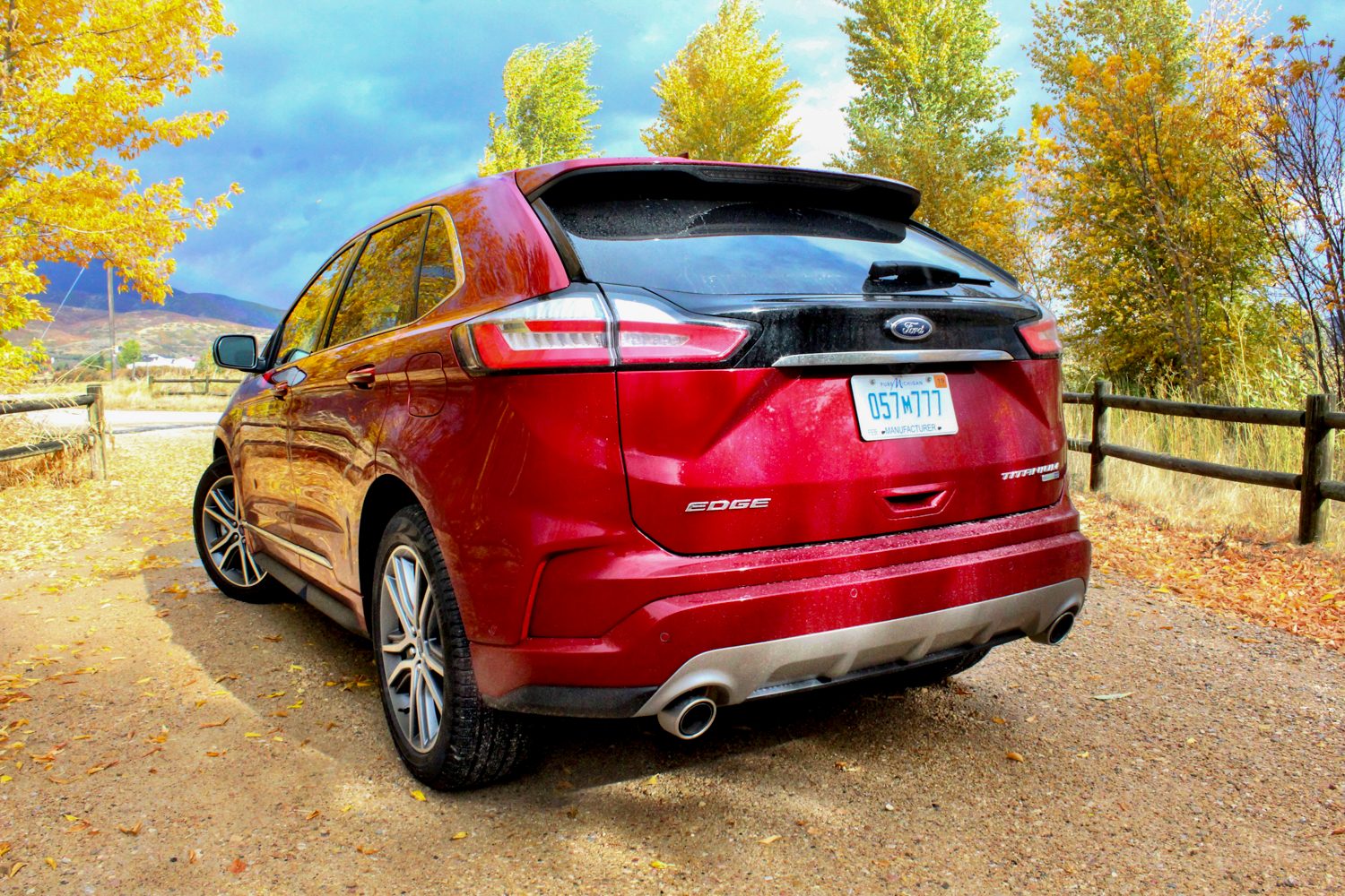 ford edge titanium