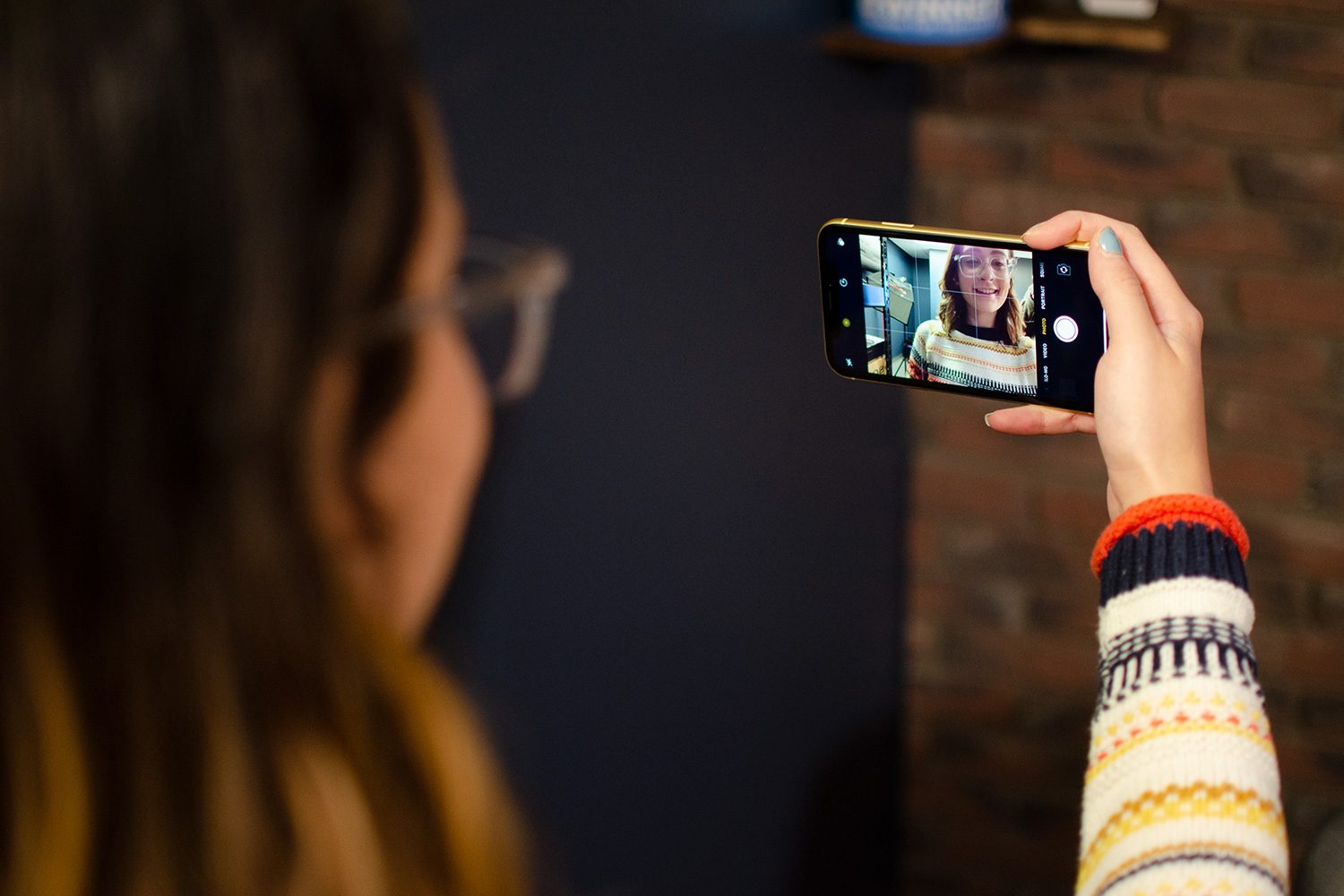 revision apple iphone xr review selfie