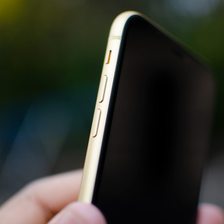 revision apple iphone xr review volume