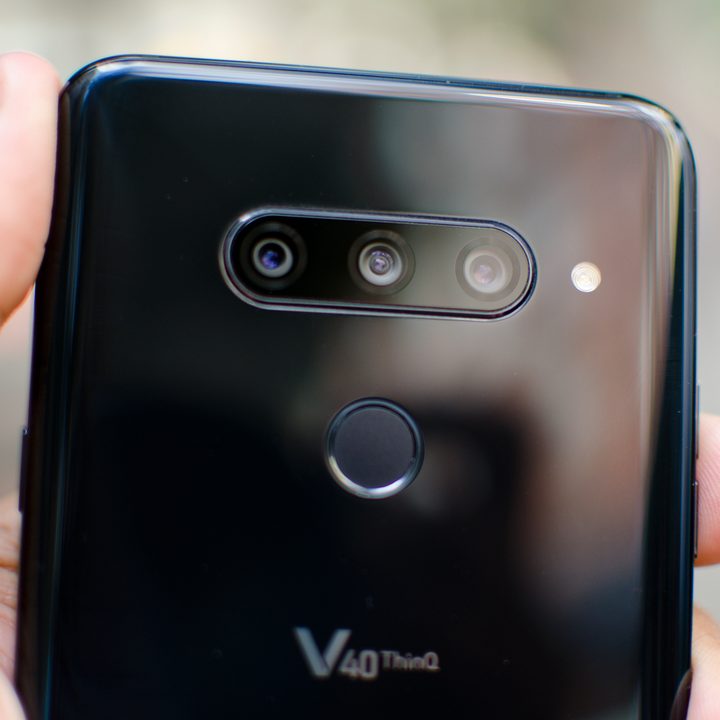 LG V40 ThinQ