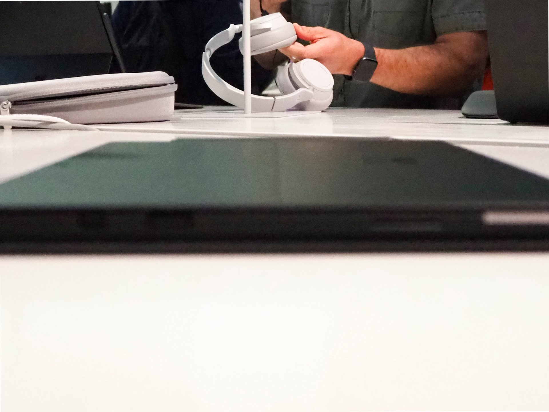 microsoft surface headphones