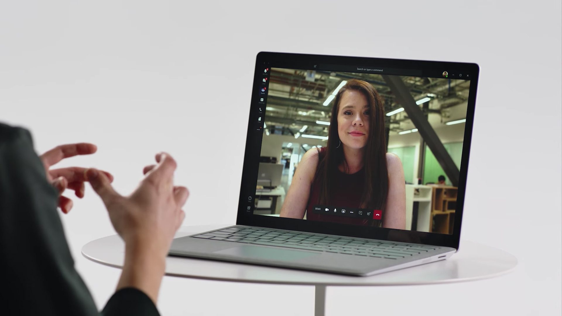 lo anunciado evento microsoft dispositivos surface laptop 2 4686