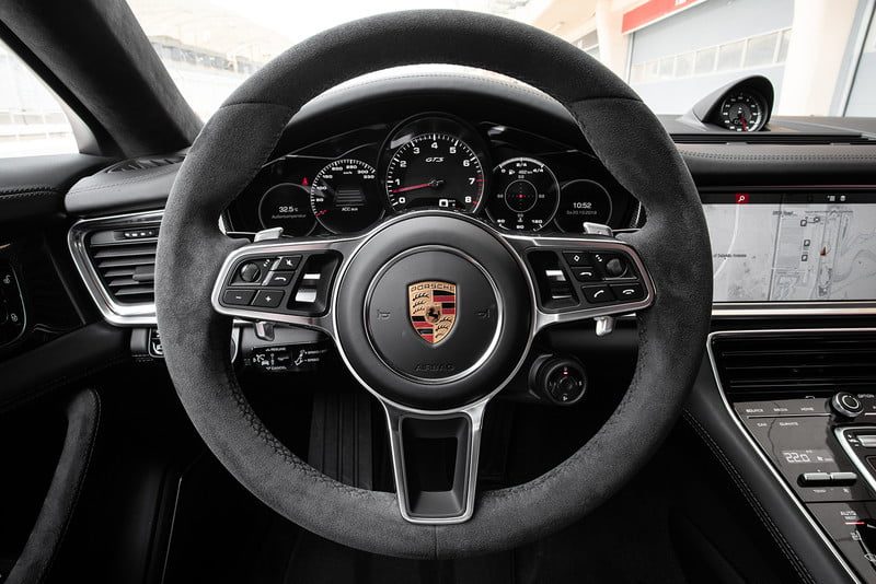 porsche panamera gts 2019 primera revision 1 800x534 c
