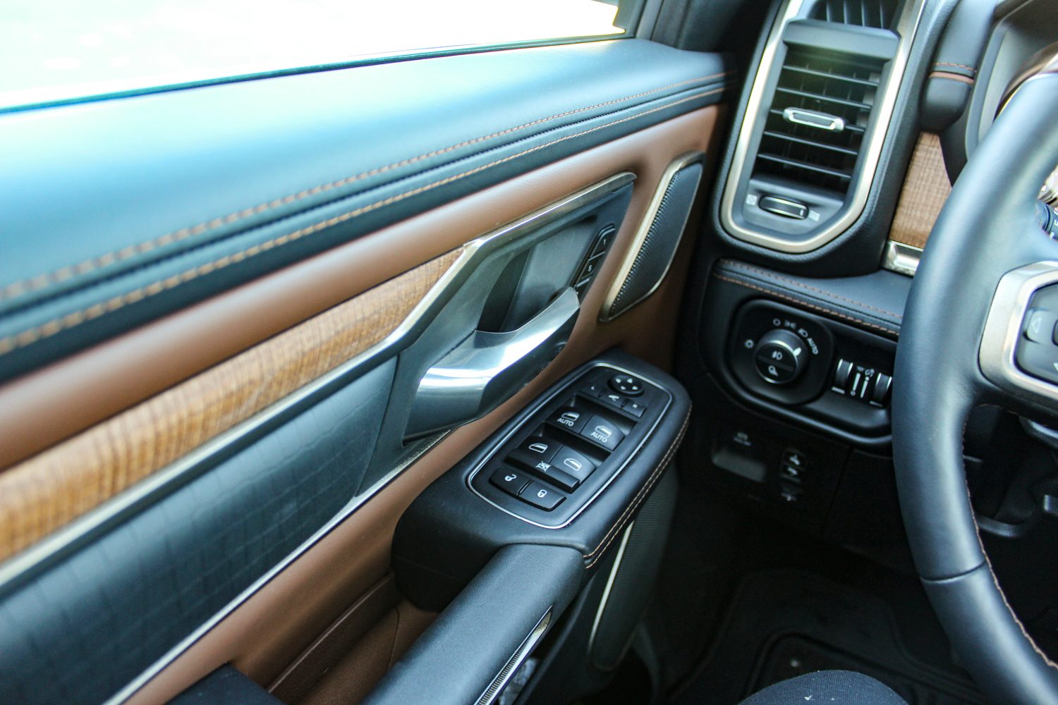 revision ram 1500 2019 edicion laramie longhorn 4