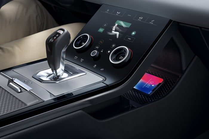 lanzamiento range rover evoque 2020 land official 21 700x467 c