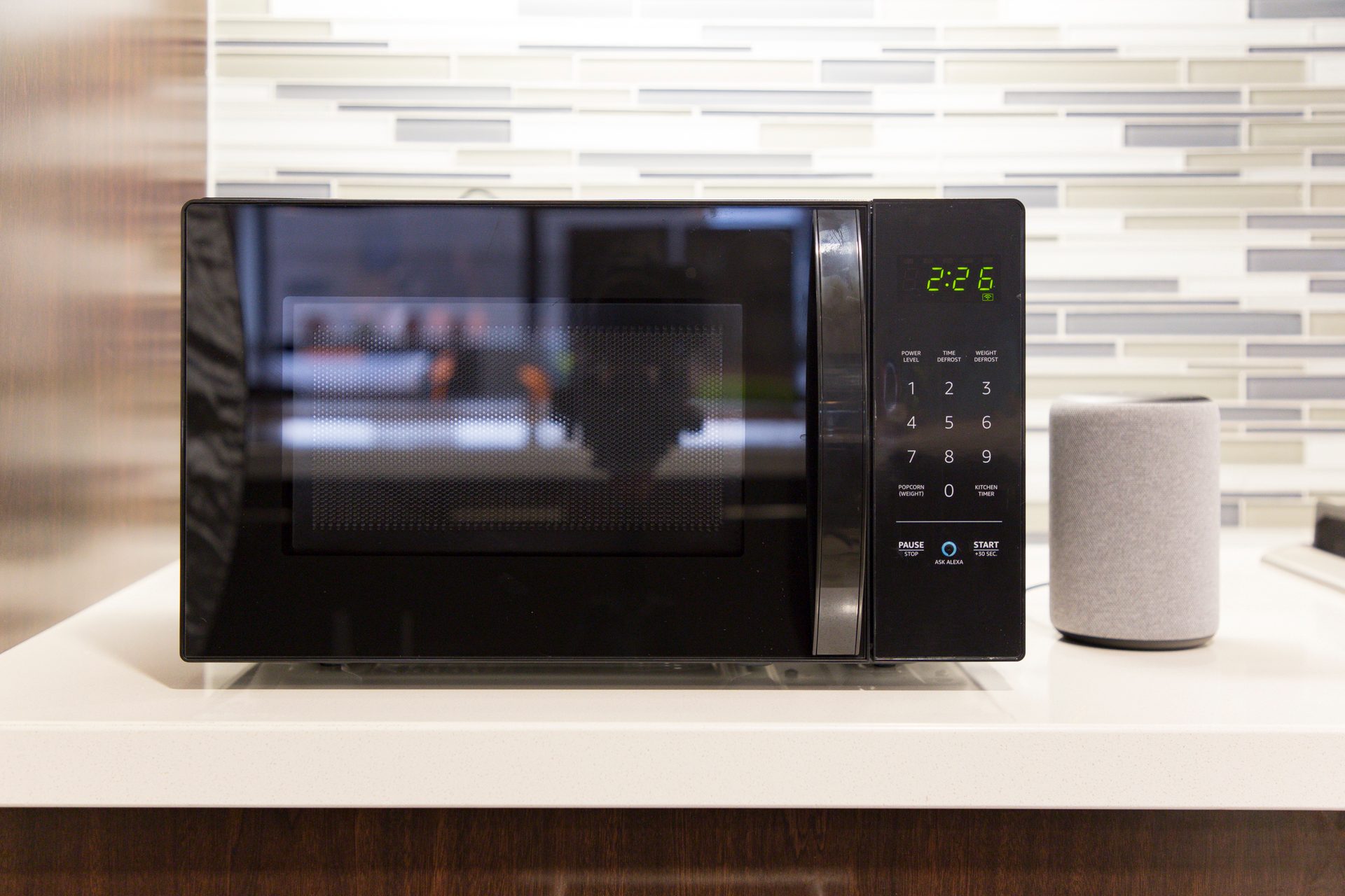 revision microondas amazonbasics alexa microwave review 5916