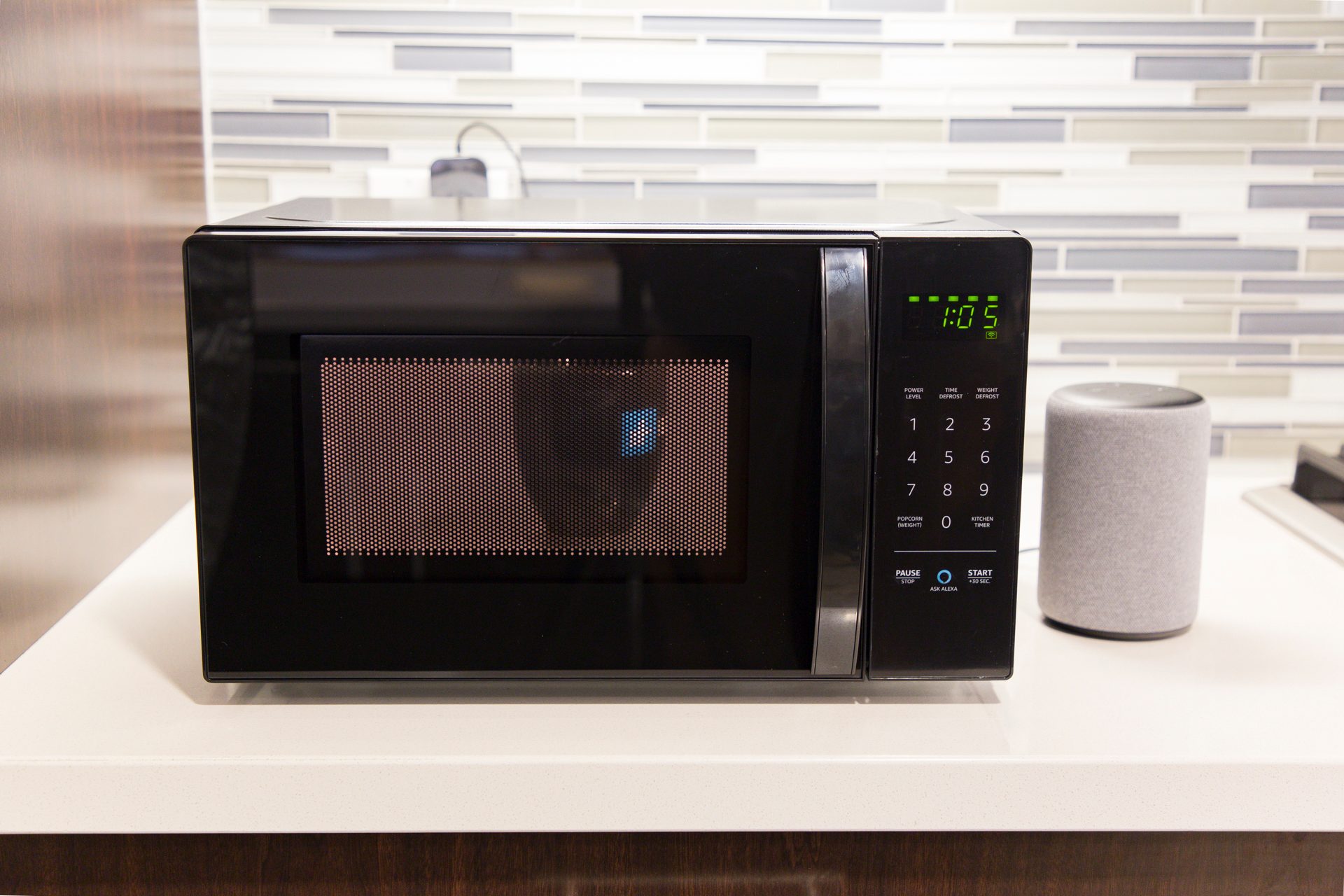 revision microondas amazonbasics alexa microwave review 5918