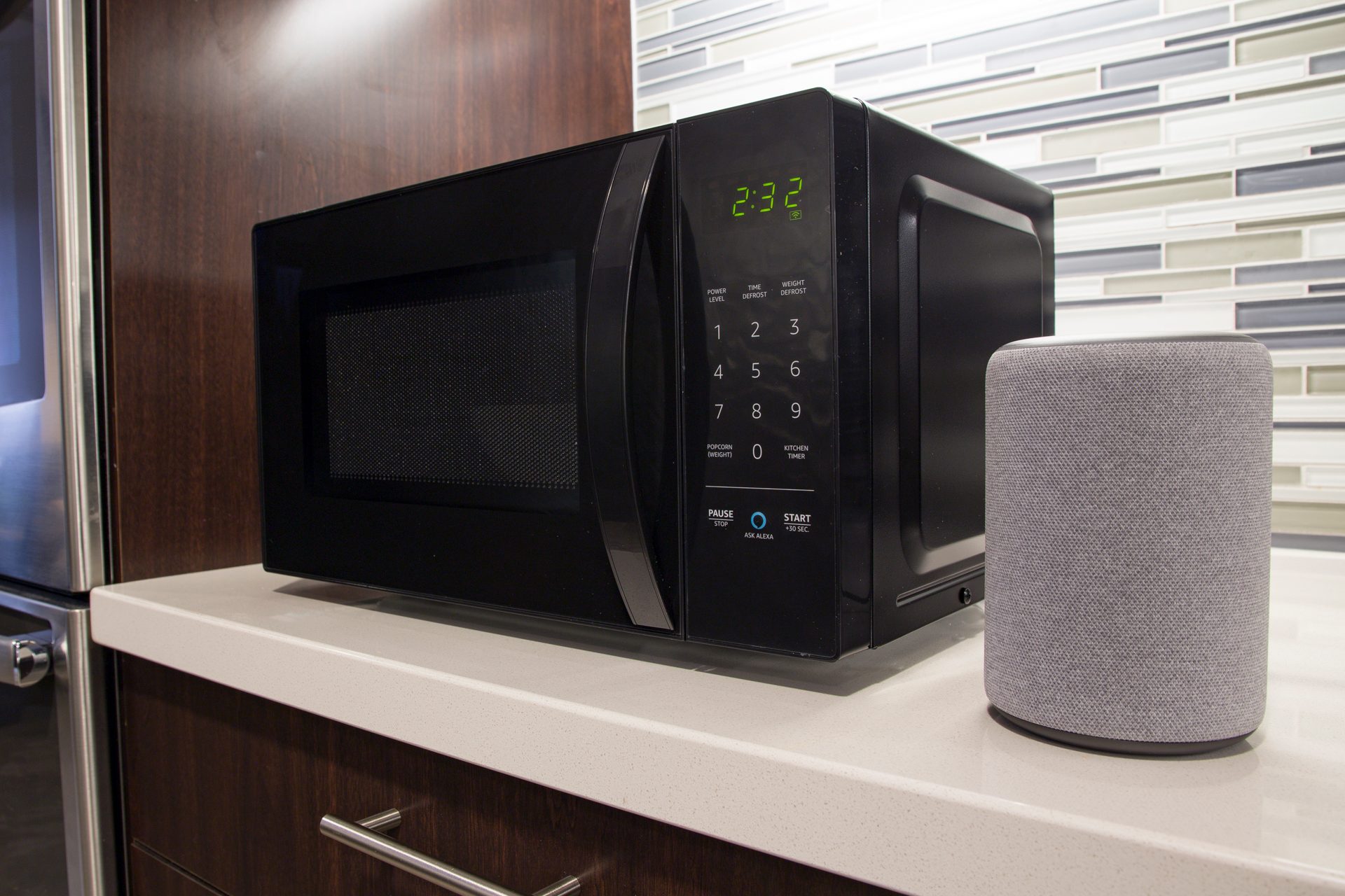 revision microondas amazonbasics alexa microwave review 5921