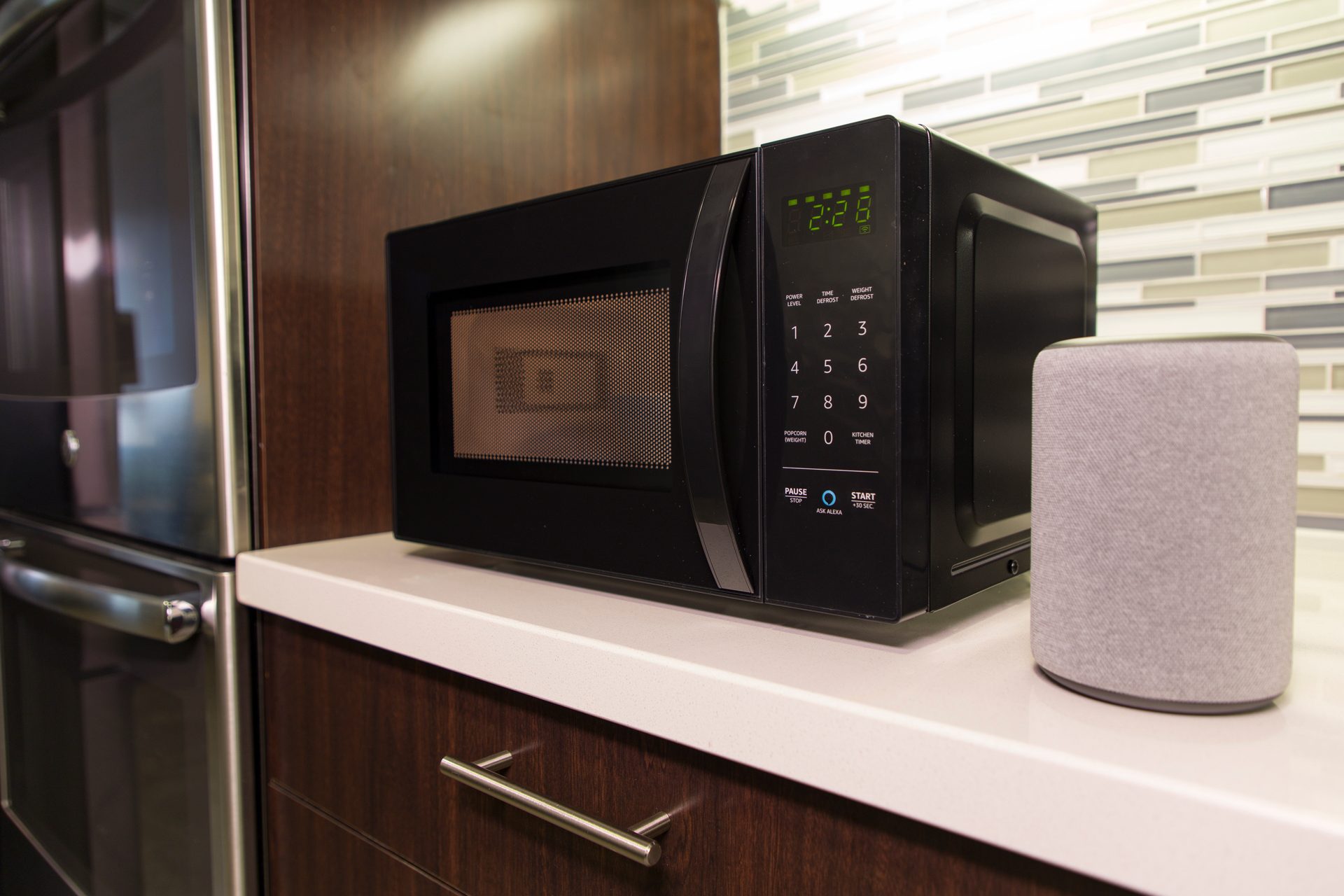 revision microondas amazonbasics alexa microwave review 5922