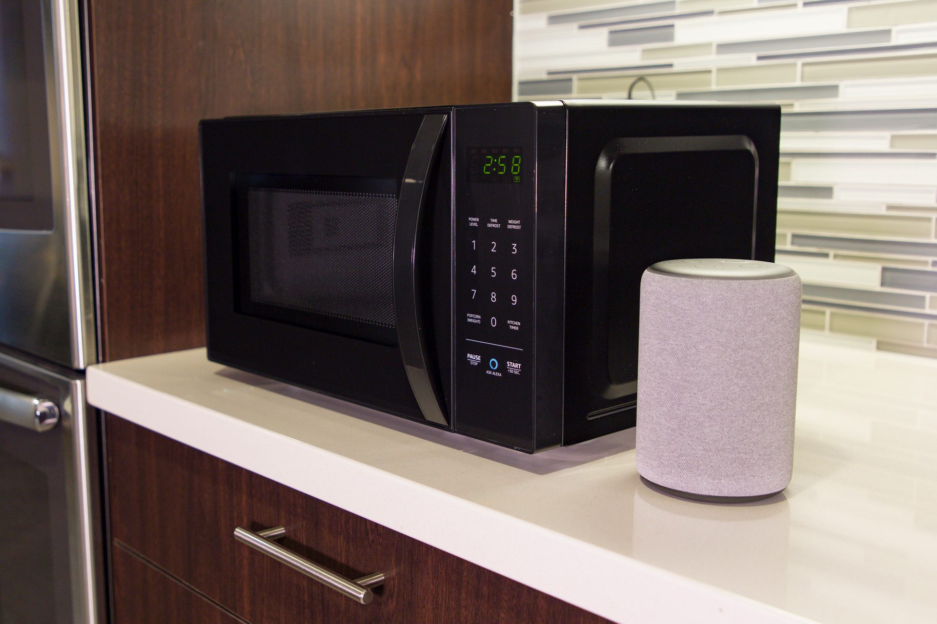 revision microondas amazonbasics alexa microwave review 5925