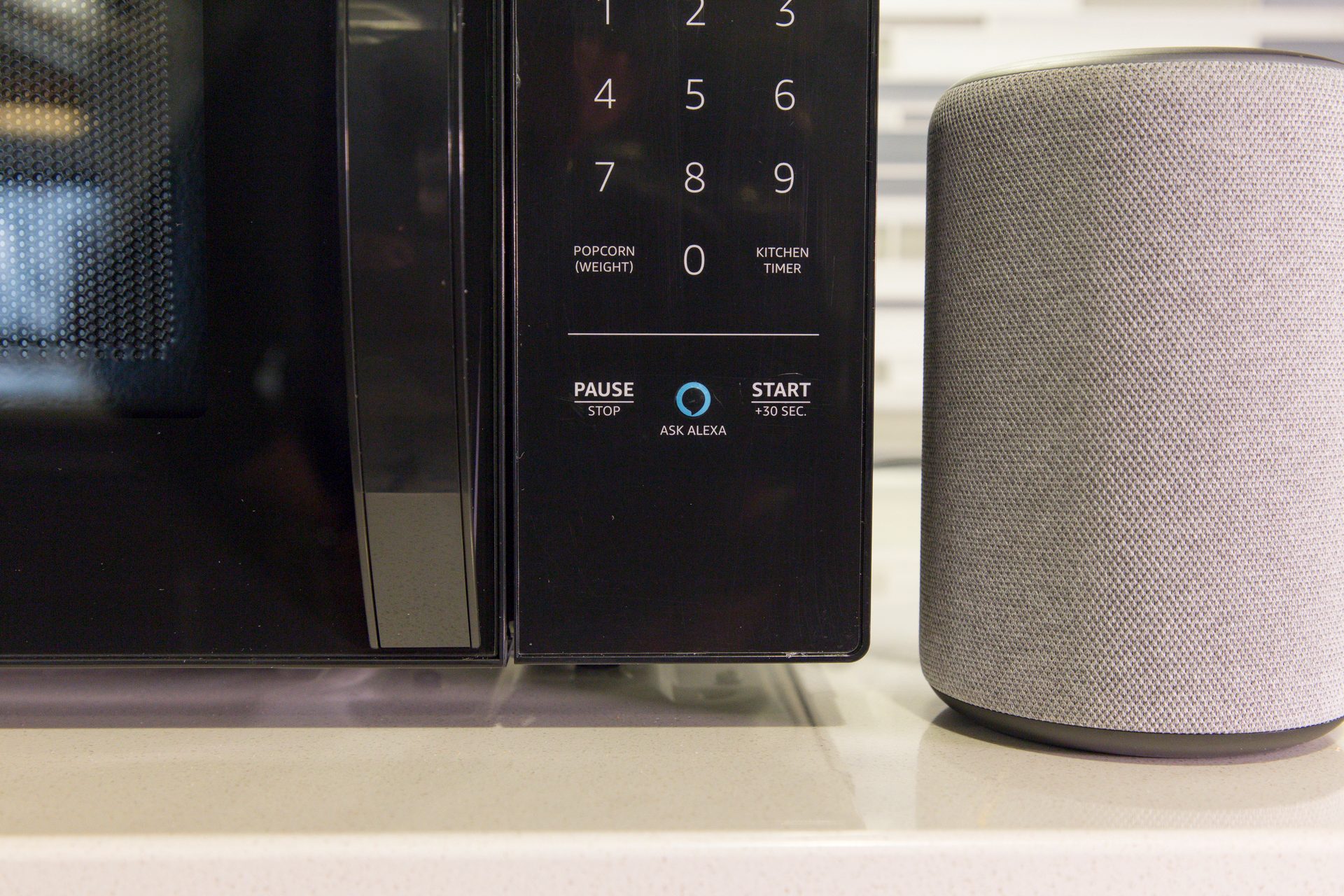 revision microondas amazonbasics alexa microwave review 5930