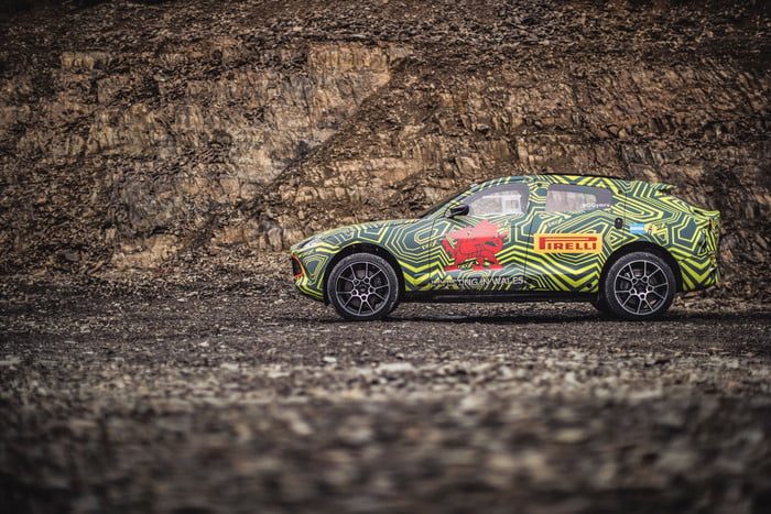 dbx aston martin martin5th 6th november 2018photo drew gibson 6 700x467 c