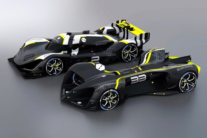 roborace carreras vehiculos autonomos devbot 2 0 and robocar 700x467 c