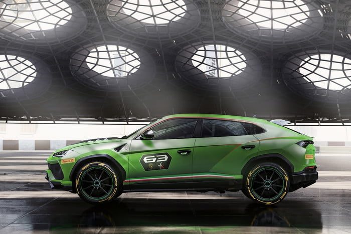 lamborghini suv urus st x concept 5 700x467 c