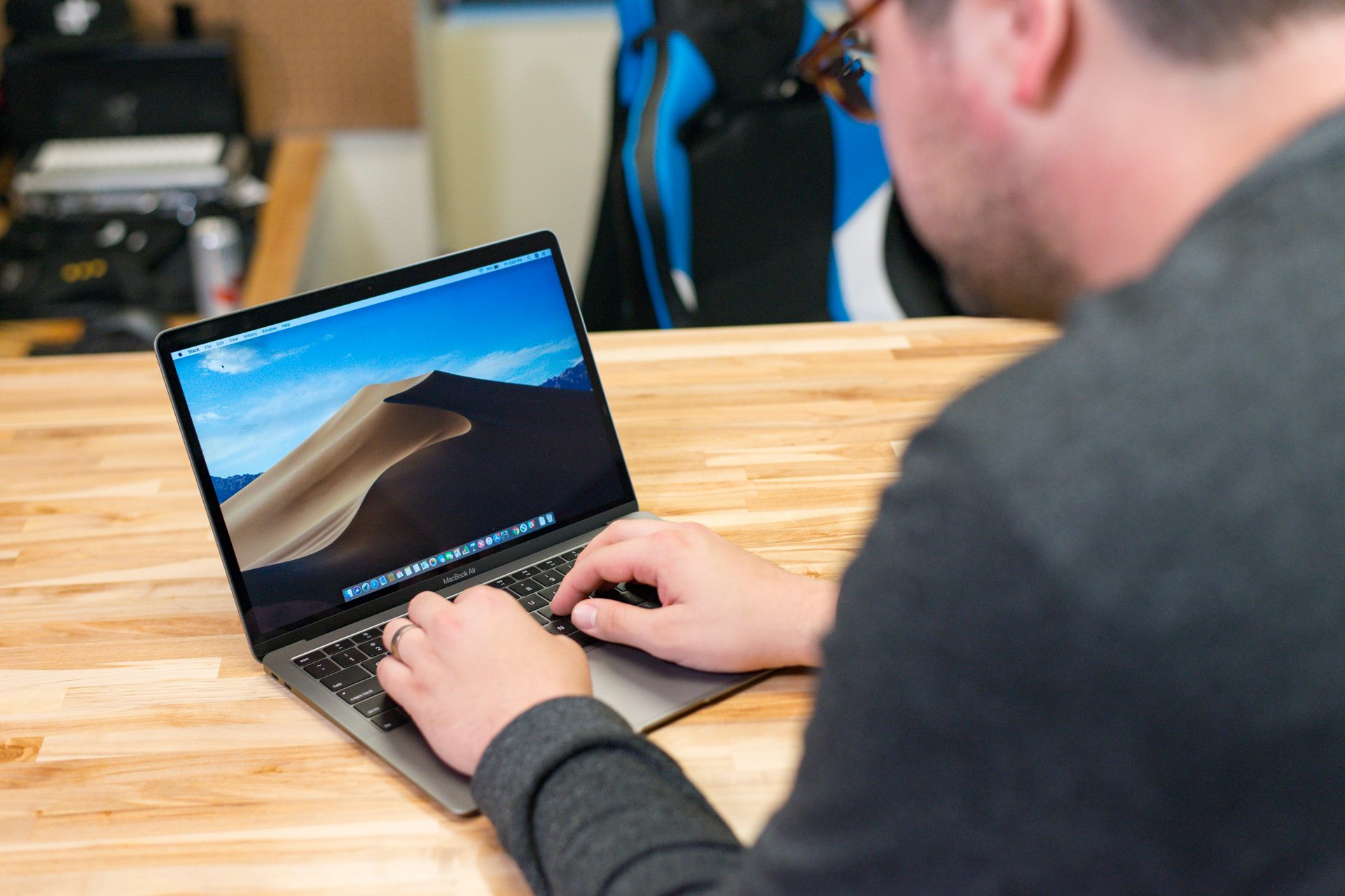 revision mac book air 2018 macbook review 5871 800x534 c