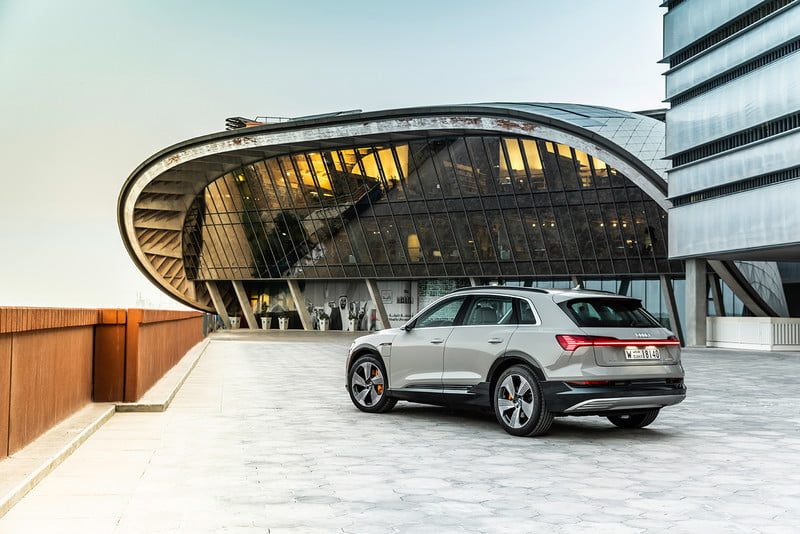 audi e tron suv electrica 2019 revision first drive press 3 800x534 c