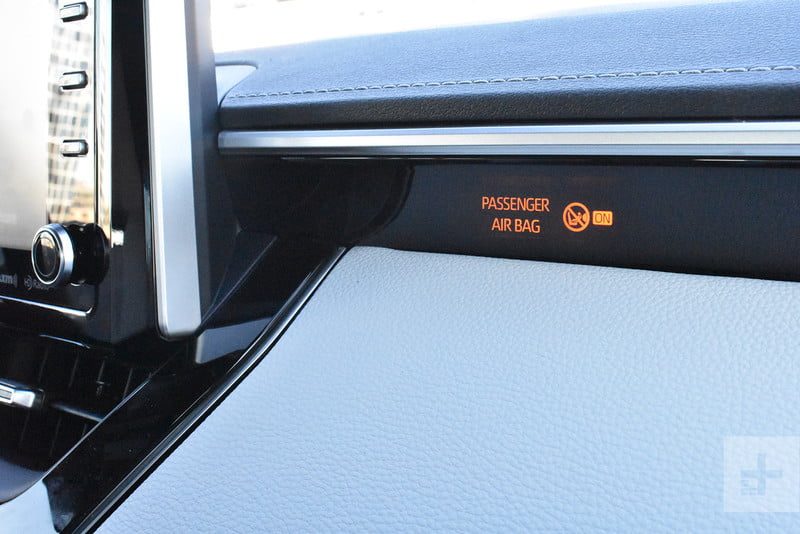 revision toyota corolla hatchback 2019 19 800x534 c