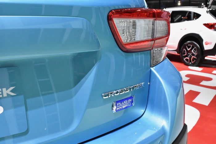subaru crosstrek hybrid 2019 16 700x467 c