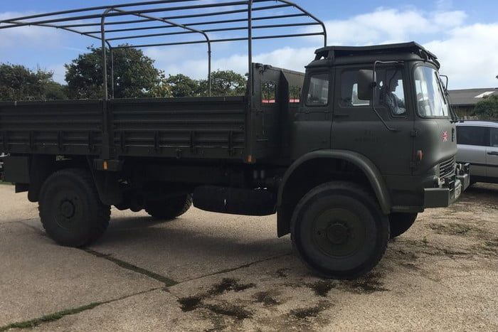 lorry life camion ejercito proyecto casa img 2435 2 700x467 c