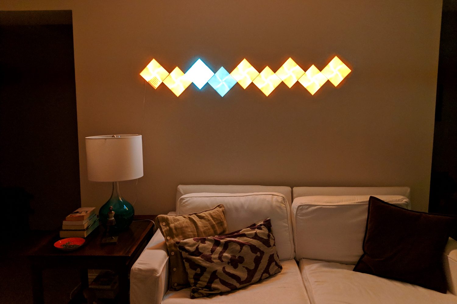 revision paneles luz nanoleaf canvas pannels 7