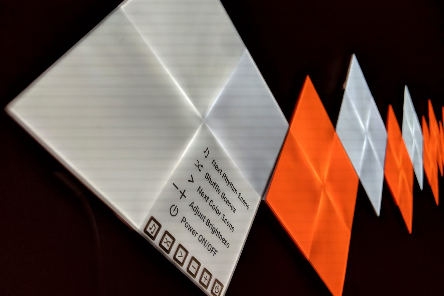 revision paneles luz nanoleaf canvas pannels 8