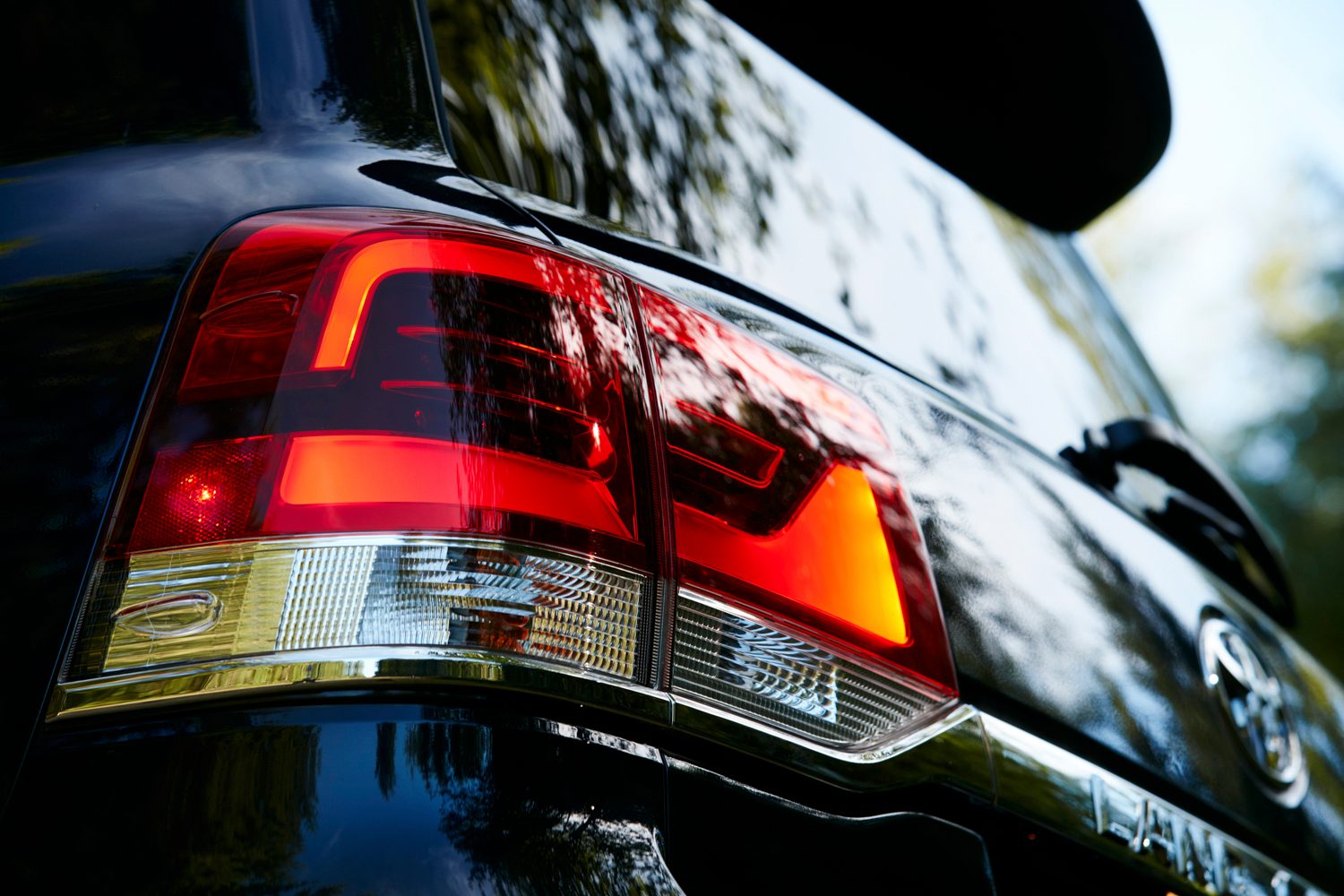 revision toyota land cruiser 2019 2018 16