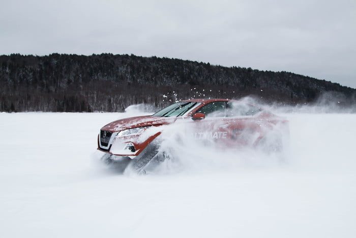 nissan altima sedan oruga nieve 2019 01 17 te awd car project photo rolling side medium 02 source 700x467 c