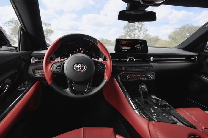 toyota supra 2020 comprador detroit 2019 launch interior 01 acc26efec91d2bda85033757d4245ed526a9f7b6 700x467 c