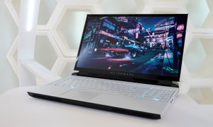 laptops videojuegos alienware ces 2019 area 51m gaming laptop 7