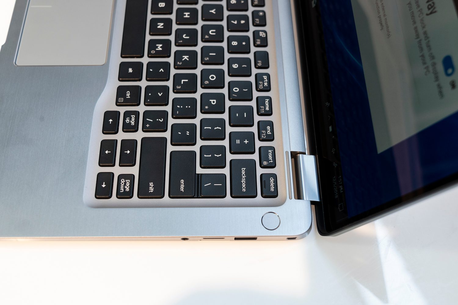 dell latitude 7400 2 in 1 laptop 17